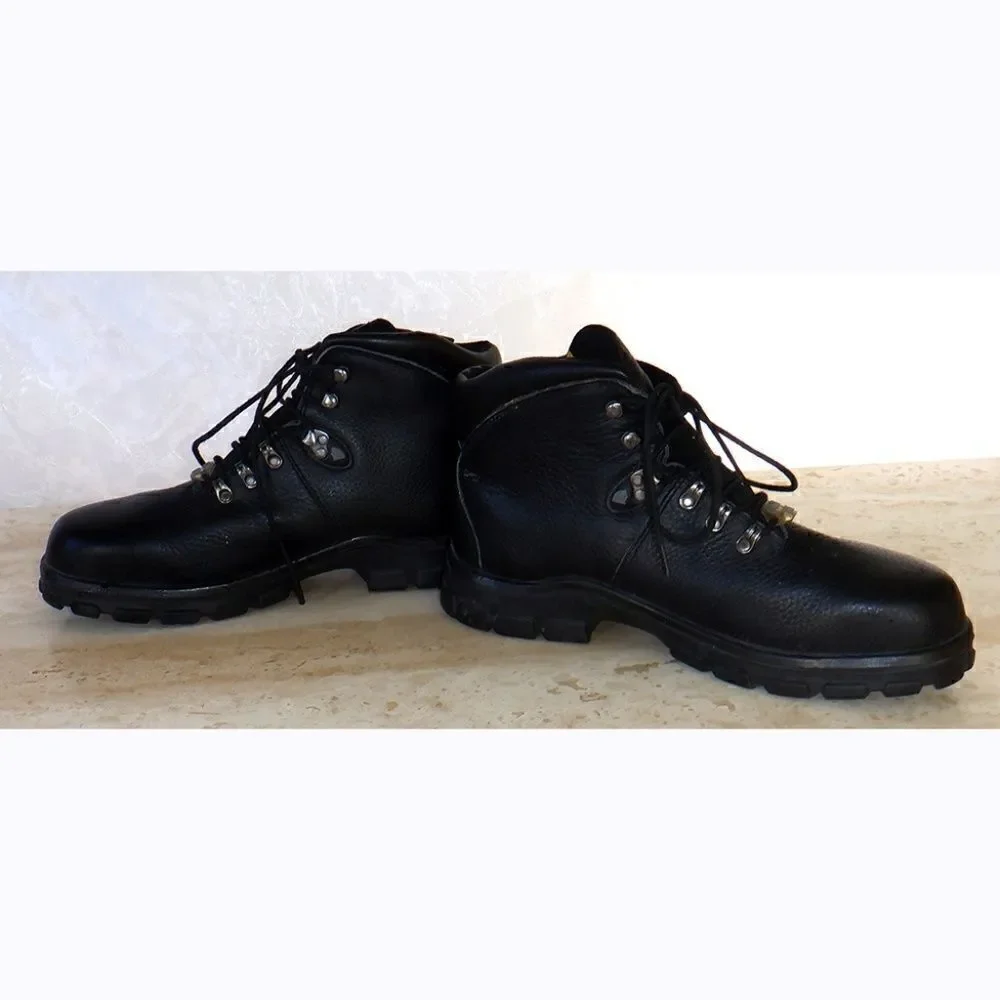 Young Bear size 12